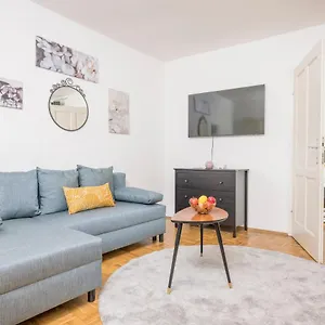 Appartement Zum Grazer Uhrturm, Graz