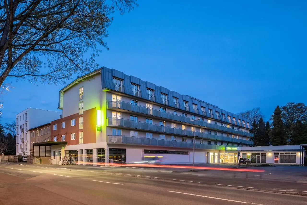 Ibis Styles Graz Messe Hotel 3*,